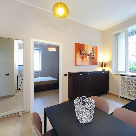 Urban District Apartments - Milan Old Town Central 2 Br Bagian luar foto