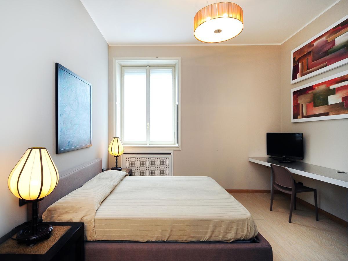 Urban District Apartments - Milan Old Town Central 2 Br Bagian luar foto