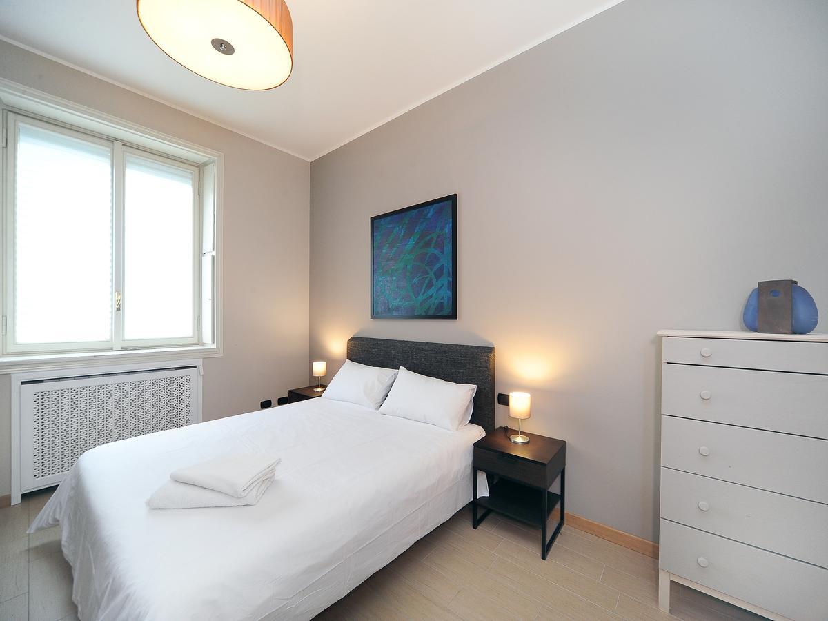 Urban District Apartments - Milan Old Town Central 2 Br Bagian luar foto