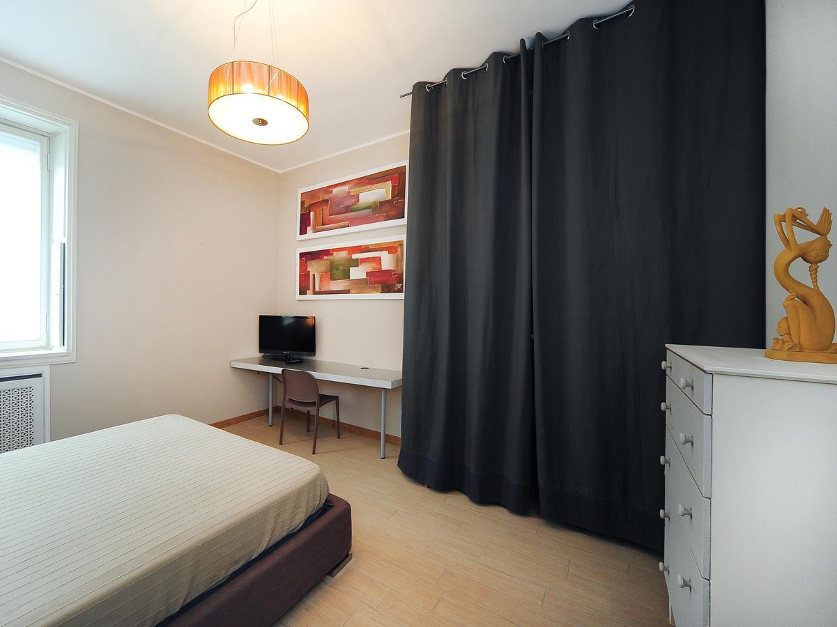 Urban District Apartments - Milan Old Town Central 2 Br Bagian luar foto