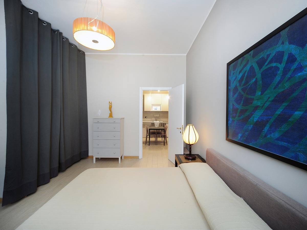 Urban District Apartments - Milan Old Town Central 2 Br Bagian luar foto